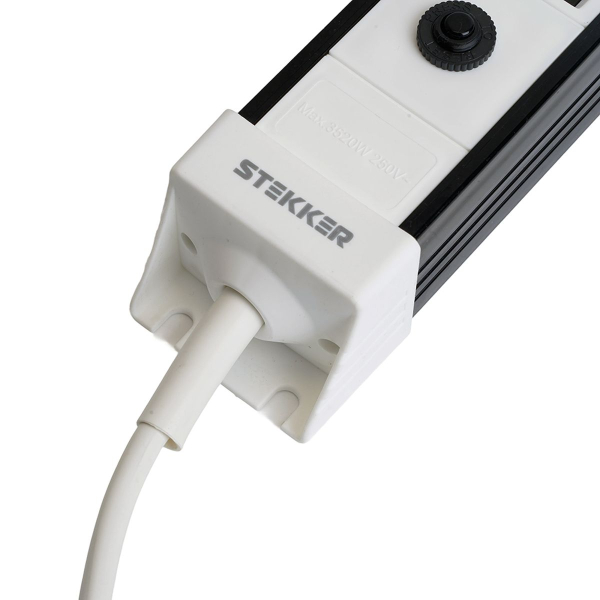 Сетевой фильтр 3-местный с/з Stekker 3x1мм2, 5 м, 250В, 16А Techno, HM22-31-05, белый 50146