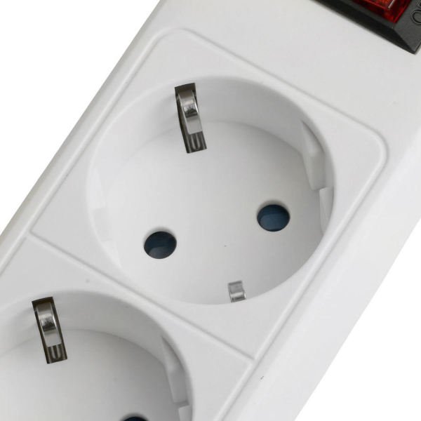 Сетевой фильтр 4-местный с/з STEKKER HM20-41-03 3x1мм2, 3 м, серия Optima, белый