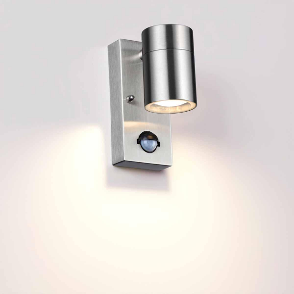Уличный настенный светильник Odeon Light Motto 4388/1W Уличный настенный светильник Odeon Light Motto 4388/1W