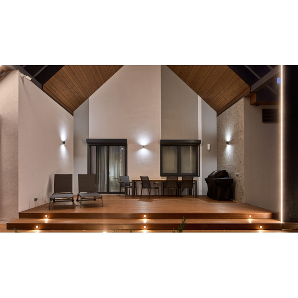 Уличный настенный светильник Maytoni Slat O044WL-02B