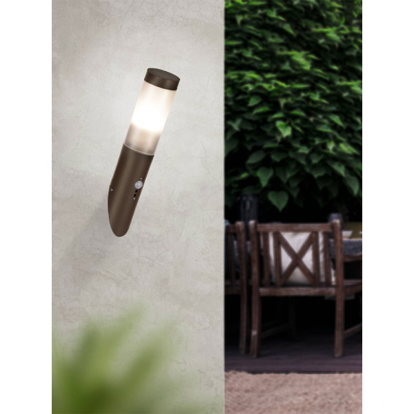 Уличный настенный светильник Eglo Helsinki 900985