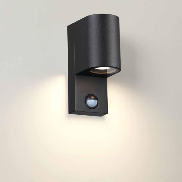 Уличный настенный светильник Odeon Light Motto 4390/1W Уличный настенный светильник Odeon Light Motto 4390/1W