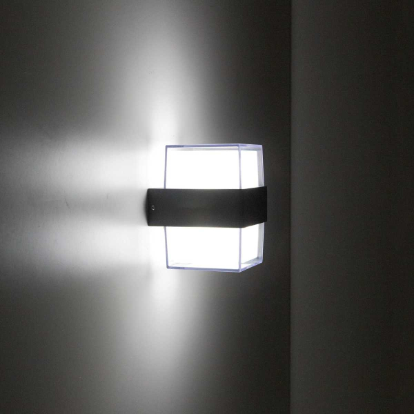 Уличный настенный светодиодный светильник Citilux CLU0009K