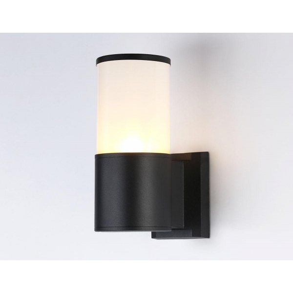 Уличный настенный светильник Ambrella light Garden ST2451 Уличный настенный светильник Ambrella light Garden ST2451