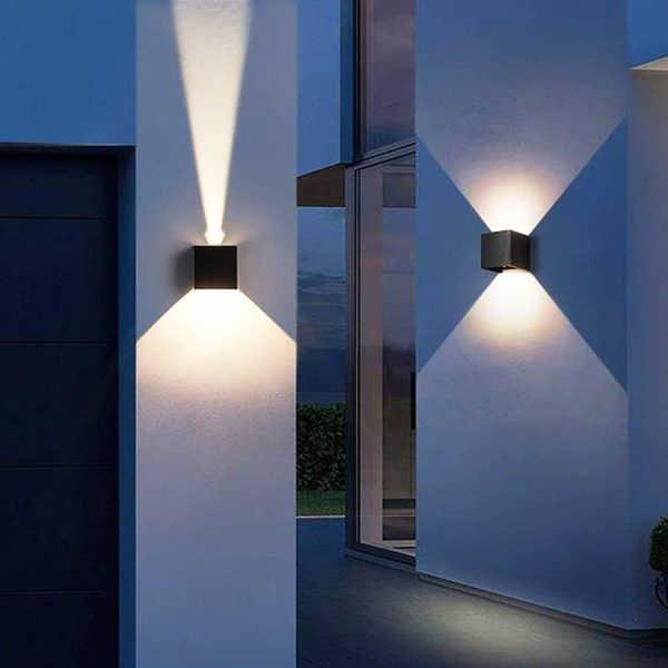 Настенный светильник Reluce 86818-9.2-001KT LED2*5W BK