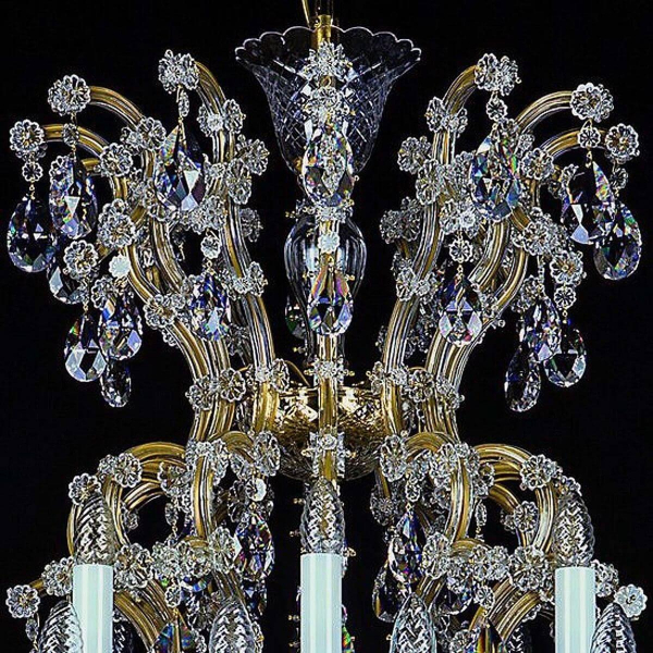 Подвесная люстра Artglass Maria Terezia 37 Vachtle CE Подвесная люстра Artglass Maria Terezia 37 Vachtle CE