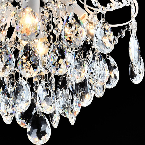 Потолочная люстра Reluce 04024-0.3-04 WH+SILVER PN+RGB Потолочная люстра Reluce 04024-0.3-04 WH+SILVER PN+RGB