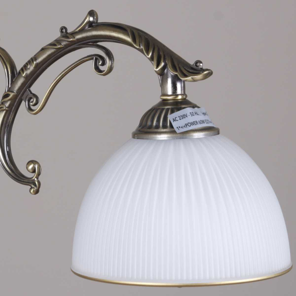 Потолочная люстра Reluce 19018-0.3-05