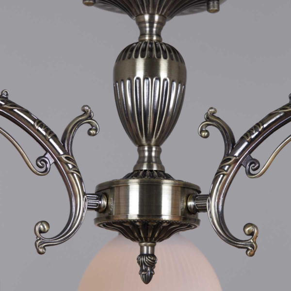 Потолочная люстра Reluce 19018-0.3-03