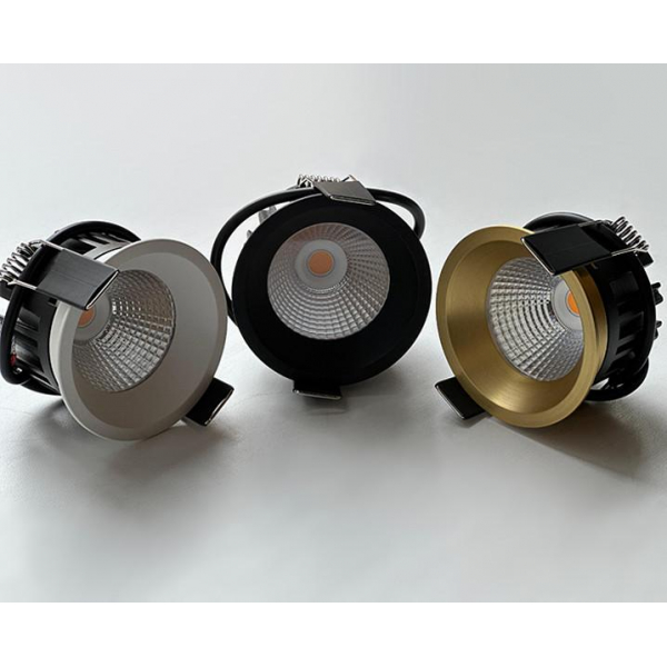 Встраиваемый светодиодный светильник Italline IT08-8035 black 4000K Встраиваемый светодиодный светильник Italline IT08-8035 black 4000K