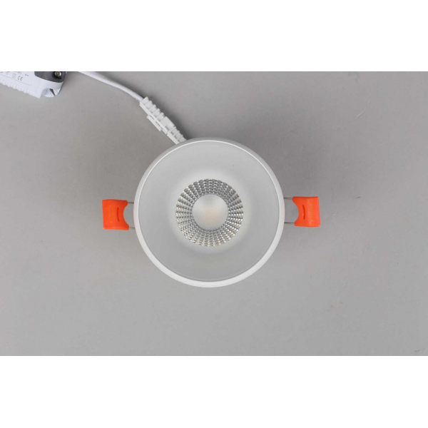 Встраиваемый потолочный светильник Omnilux Genova OML-102809-06 Встраиваемый потолочный светильник Omnilux Genova OML-102809-06