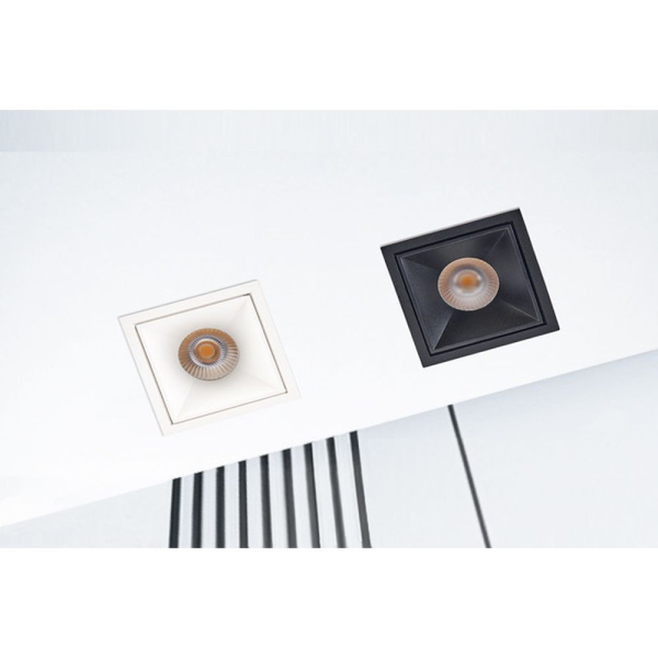 Встраиваемый светильник Italline IT06-6020 black 3000K + IT06-6021 black