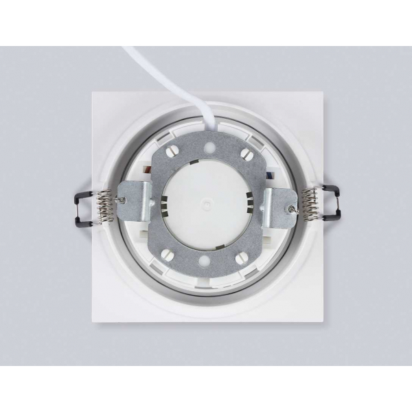 Светильник встраиваемый Ambrella Light TN51824 Светильник встраиваемый Ambrella Light TN51824