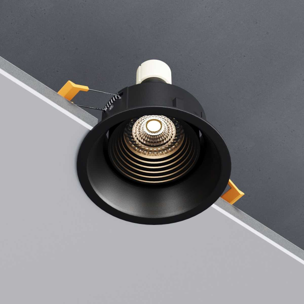 Встраиваемый светильник Elektrostandard Punto черный 25016/01 a065471