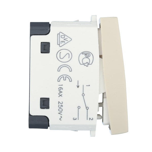 Переключатель LK Studio с двух мест 45х45мм (схема 6) 16 A, 250 B (бежевый) LK45 850801-1