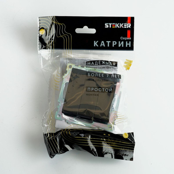 Выключатель трехклавишный Stekker Катрин GLS10-7108-05 черный 49172