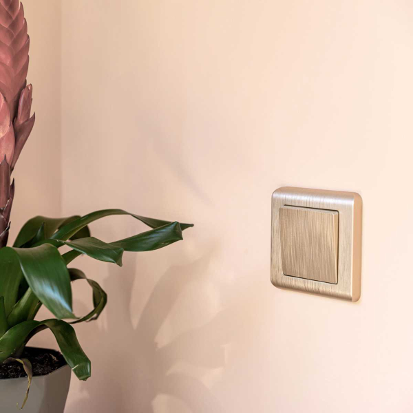 Выключатель одноклавишный Werkel шампань рифленый W1110010 4690389159992