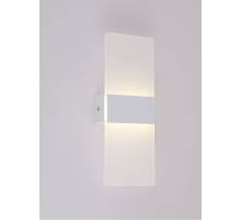 AM008 WT (1/25) Настенный светильник (RL)